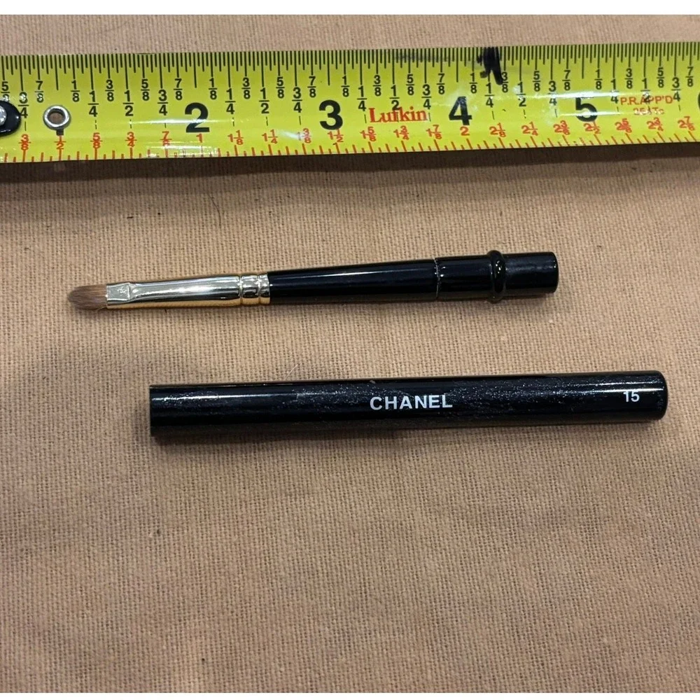 Chanel No 15 Retractable Lip Brush Black Gold Professional Makeup Tool Luxury